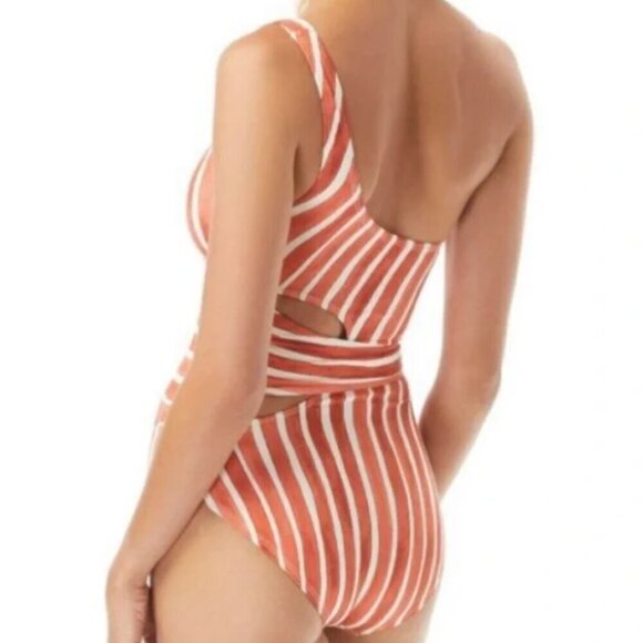 Vince Camuto EUC PAPAYA One Shoulder Wrap One-Piece Swimsuit size 12 - Picture 2 of 8